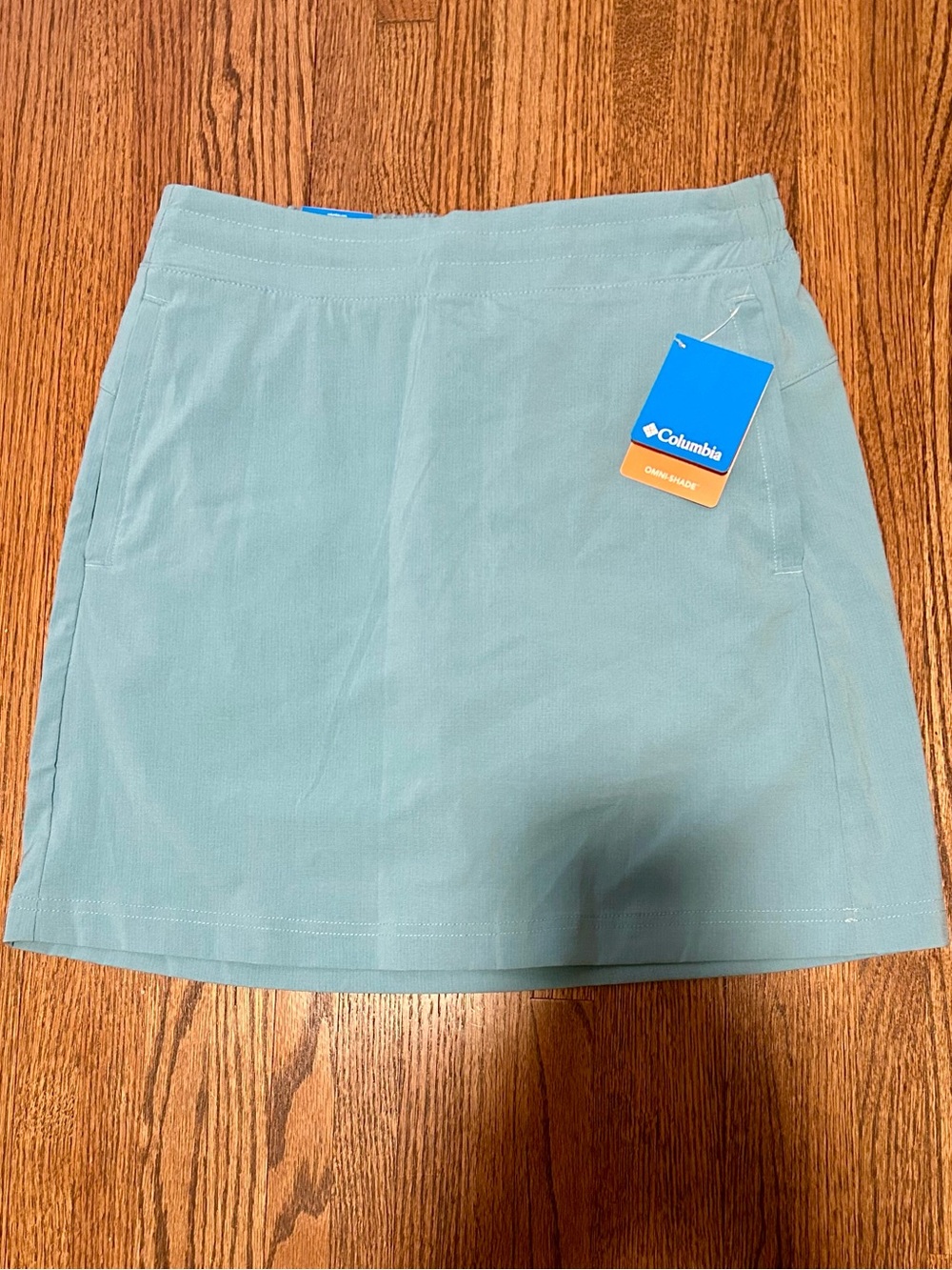 Columbia On The Go Skort NWT Size Medium Omni-Shade $60 Retail
